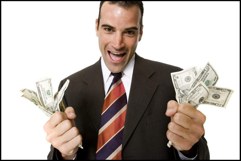 西方人,一个人,商务人士,商务男性,站,笑,大笑,横图,室内,白天,白色背景,正面,衬衫,兴奋,钱,美元,欧洲,欧洲人,仅一个男性,仅一个人,仅一个中年男性,握,套装,钱币,领带,美金,拿,拿着,注视,观察,看,站着,张嘴,握着,钞票,金融,纸币,摄影,影棚,经济,观看,察看,象征,庄重,关注,美圆,商务装,身份,流通,张大嘴巴,纸钞,贸易,工薪阶层,哈哈大笑,正式,地位,货币,现金,男人,男性,中年男性,白种人,白领,上班族,张开嘴,站立,半身,彩图,影棚拍摄,衬衣,高兴,狂笑,拍摄