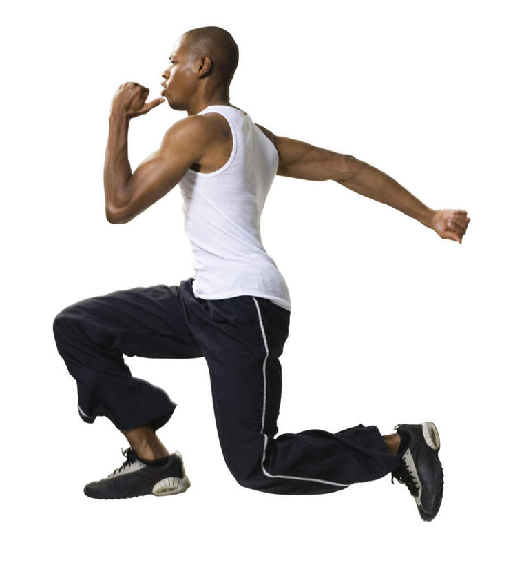 西方人,拳,一个人,跪,竖图,室内,白天,白色背景,侧面,欧洲,非洲,黑人,欧洲人,仅一个男性,仅一个人,服装,裤子,背心,注视,仅一个年轻男性,衣服,白色,黑色,观察,看,摄影,服饰,影棚,观看,察看,衣着,穿着,关注,衣饰,男人,男性,年轻男性,非洲人,拳头,跪着,彩图,全身,影棚拍摄,拍摄