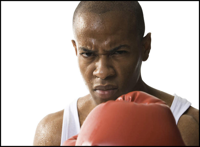 西方人,脸,头,脸颊,秃头,一个人,横图,室内,特写,白天,白色背景,正面,安全,欧洲,非洲,黑人,欧洲人,仅一个男性,仅一个人,服装,生气,背心,防护,拳击手套,注视,运动器械,肩膀,仅一个年轻男性,衣服,红色,白色,手套,观察,看,健身器械,愤怒,摄影,服饰,影棚,观看,保护,恼怒,察看,愤慨,怒气,气愤,衣着,穿着,发怒,关注,怒火,保险,情绪,健身器材,脾气,忿怒,怨恨,强烈,保全,周全,安稳,安定,防护手套,衣饰,气忿,愤恨,肝火,激动,平安,男人,男性,年轻男性,非洲人,头部,光头,无发,脸部,脸蛋,面部,半身,彩图,影棚拍摄,拍摄,运动器材