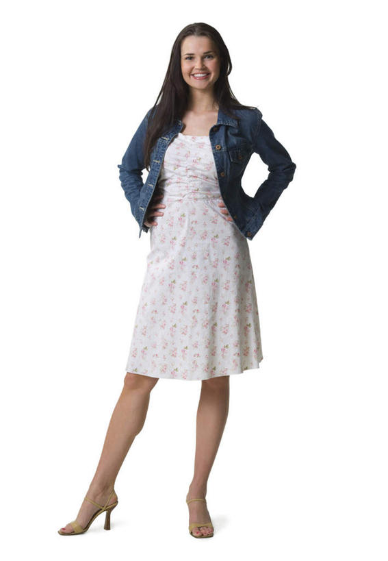 西方人,一个人,站,笑,微笑,露齿笑,竖图,室内,白天,白色背景,正面,高跟鞋,裙子,时尚,鞋子,欧洲,欧洲人,仅一个年轻女性,仅一个女性,仅一个人,连衣裙,服装,注视,手叉腰,衣服,叉腰,观察,看,站着,摄影,服饰,影棚,观看,察看,双手叉腰,衣着,穿着,关注,时髦,衣饰,时兴,年轻女性,女人,女性,白种人,站立,彩图,全身,影棚拍摄,拍摄