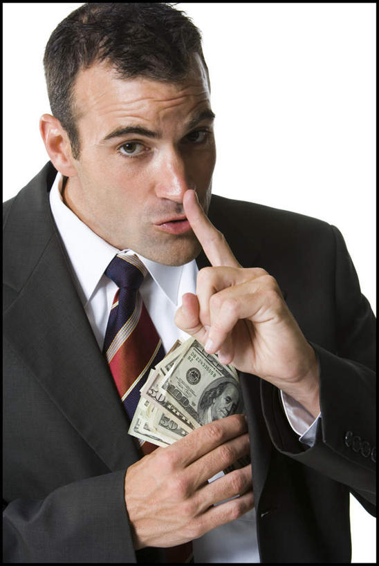 西方人,一个人,商务人士,商务男性,站,竖图,室内,白天,白色背景,正面,衬衫,钱,美元,欧洲,欧洲人,仅一个男性,仅一个人,仅一个中年男性,握,套装,钱币,领带,美金,拿,拿着,注视,观察,看,手势,站着,手指,安静,握着,钞票,金融,纸币,摄影,影棚,经济,观看,察看,象征,庄重,食指,关注,美圆,商务装,身份,盗窃,偷窃,流通,纸钞,贸易,工薪阶层,正式,地位,偷盗,货币,现金,男人,男性,中年男性,白种人,白领,上班族,站立,半身,彩图,影棚拍摄,衬衣,拍摄