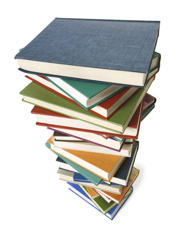 无人,竖图,俯视,室内,特写,白天,白色背景,桌面,桌子,静物,书籍,一排,许多,阴影,整齐,反射,木制,影子,很多,排列,木制品,摄影,影棚,堆,队列,书,图书,彩图,高角度拍摄,影棚拍摄,拍摄