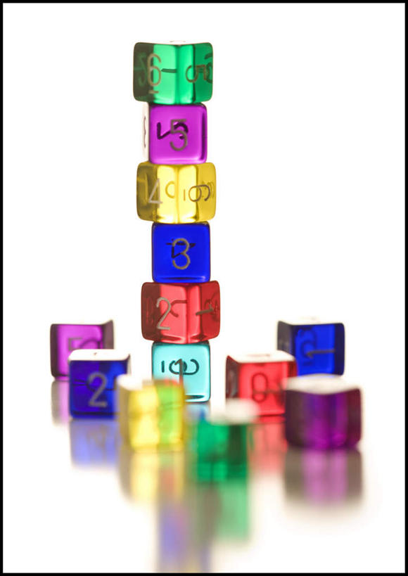 无人,竖图,彩色,室内,特写,白天,白色背景,正面,游戏,赌博,贪欲,竞争,静物,玩具,一堆,许多,阴影,堆叠,堆积,朦胧,模糊,反射,标志,数字,骰子,文字,影子,字符,玩,娱乐,标识,刺激,休闲,摄影,阿拉伯数字,影棚,活动,堆,发泄,消遣,智力,赌具,色子,投机,侥幸,欲望,投子,宣泄,玩耍,嬉戏,彩图,影棚拍摄,拍摄,胜负,输赢