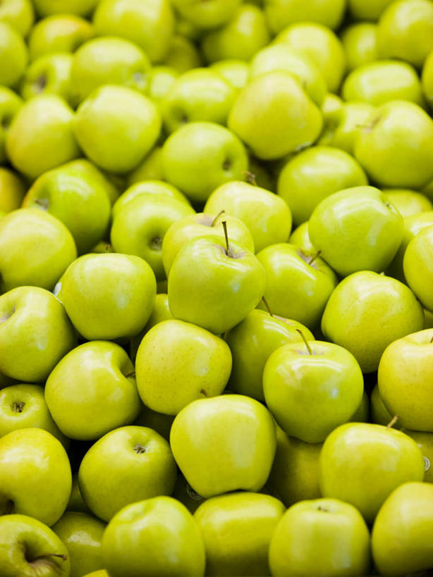 无人,竖图,俯视,室内,特写,白天,苹果,水果,一堆,许多,堆叠,堆积,新鲜,生食,食品,果实,很多,食物,绿色,青苹果,有机食品,绿色食品,堆,彩图,高角度拍摄