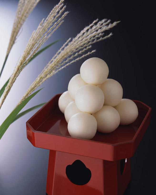 面食,米饭,无人,竖图,俯视,室内,特写,白天,中餐,餐具,一堆,许多,阴影,堆叠,堆积,灰色背景,光线,碟子,盘,影子,料理,食品,饺子,面点,饭,很多,小吃,食物,红色,白色,盘子,碟,中式,摄影,影棚,堆,五谷,水饺,彩图,高角度拍摄,影棚拍摄,拍摄