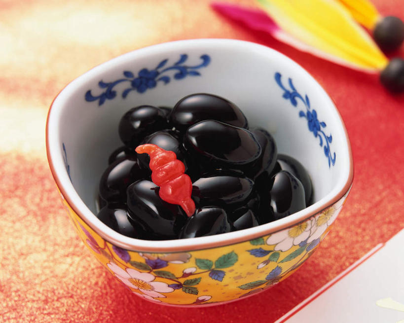 无人,横图,俯视,室内,特写,白天,烹饪,植物,餐桌,桌子,豆,蔬菜,阴影,新鲜,光线,影子,陶瓷,豆类,豆子,黑豆,日本料理,料理,食品,陶瓷制品,菜肴,美食,食物,容器,碗,日式料理,日式,佳肴,有机食品,绿色食品,餐台,储藏,储存,豆科,乌豆,乌大豆,彩图,高角度拍摄,贮存