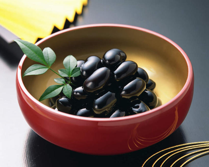 无人,横图,俯视,室内,特写,白天,烹饪,植物,餐桌,桌子,豆,蔬菜,阴影,黑色背景,新鲜,光线,影子,陶瓷,豆类,豆子,黑豆,日本料理,料理,食品,陶瓷制品,菜肴,美食,食物,容器,碗,日式料理,日式,摄影,佳肴,有机食品,绿色食品,影棚,餐台,储藏,储存,豆科,乌豆,乌大豆,彩图,高角度拍摄,影棚拍摄,拍摄,贮存