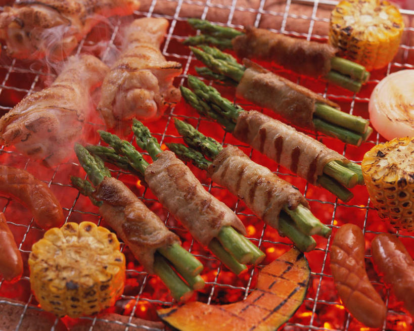 肌肉,健壮,无人,横图,俯视,室内,特写,白天,烹饪,烧烤,热情,玉米,餐桌,桌子,芦笋,蔬菜,火,阴影,新鲜,光线,棒子,火焰,影子,玉蜀黍,日本料理,料理,食品,烤架,烤肉,燃烧,菜肴,美食,食物,日式料理,健康,日式,铁架,活力,力量,佳肴,有机食品,绿色食品,餐台,青春,苞米,强壮,苞芦,苞谷,包谷,大蜀黍,番麦,薏米包,玉高粱,玉麦,珍珠米,猪尾巴,药鸡豆子,石刁柏,蚂蚁杆,龙须菜,狼尾巴根,彩图,高角度拍摄