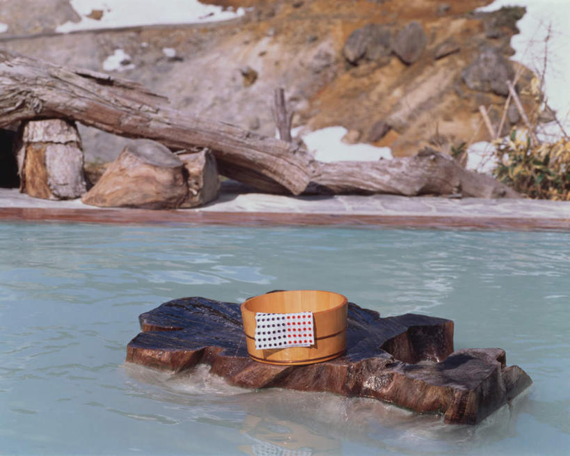 无人,横图,俯视,室内,特写,白天,石头,温泉,雾,静物,沸腾,蒸汽,纺织物,木桶,石子,桶,水蒸气,雾气,一个,容器,毛巾,清洁,温暖,泉水,温和,单个,储藏,保暖,气体,储存,透气,防水,蒸发,储水,耐磨,吸水,地热,石块,岩石,彩图,高角度拍摄,贮存