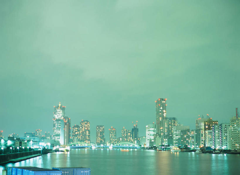 无人,高楼大厦,横图,室外,夜晚,正面,度假,海浪,海洋,美景,城市风光,城市,大厦,建筑,摩天大楼,夜景,东京,日本,亚洲,阴影,波纹,光线,影子,墙,景观,浪花,灯光,涟漪,娱乐,墙壁,墙面,倒影,水纹,海水,楼宇,波浪,享受,休闲,景色,放松,倒映,海景,东亚,本州,关东地方,本州岛,日本国,东京都,水晕,反照,大海,风浪,海,海水的波动,近岸浪,涌浪,彩图,大楼,高层建筑,高楼,摩天楼