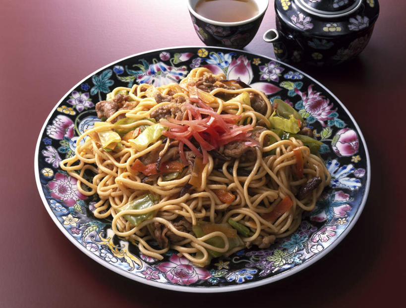 面食,面条,无人,横图,俯视,室内,特写,白天,烹饪,幸福,茶,杯子,餐具,碟子,壶,盘,炒面,面,日本料理,茶叶,料理,食品,娱乐,菜肴,美食,水壶,食物,盘子,茶壶,水杯,碟,日式料理,享受,休闲,日式,温馨,放松,乐趣,佳肴,提神,舒适,醒脑,茶杯,彩图,高角度拍摄