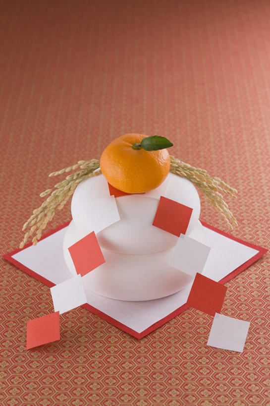 无人,竖图,俯视,室内,特写,白天,烹饪,柑橘,水果,两块,节日,新鲜,生食,日本料理,料理,食品,年糕,果实,文化,菜肴,美食,食物,日式料理,祈祷,日式,许愿,摄影,佳肴,有机食品,绿色食品,影棚,纪念,祈求,祭祀,镜饼,平安,橘子,桔子,橙子,橙,彩图,高角度拍摄,影棚拍摄,拍摄,传统文化