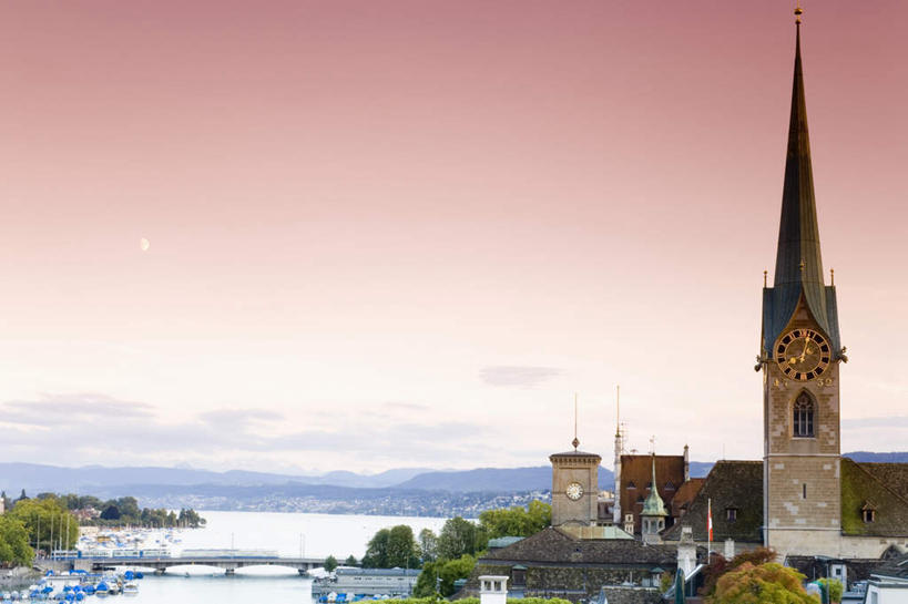 无人,家,教堂,横图,室外,白天,正面,旅游,度假,湖,湖泊,名胜古迹,日落,水,植物,标志建筑,地标,建筑,德国,欧洲,节日,遗迹,房屋,屋子,湖面,水流,水面,晚霞,霞光,落日,古迹,文化,文物,娱乐,建设,古建筑,楼房,慕尼黑,圣母教堂,住宅,树,树木,绿色,自然,黄昏,湖水,祈祷,享受,休闲,健康,旅游胜地,彩霞,放松,许愿,宗教,信仰,生长,成长,纪念,祈求,基督教,西欧,天主教,信念,古文明,德意志联邦共和国,首府,巴伐利亚,巴伐利亚州,拜恩州,拜恩自由州,夕照,平安,夕阳,彩图,房子,大教堂,礼拜堂,斜阳