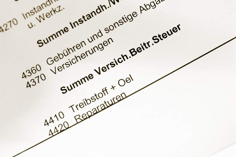 无人,横图,俯视,室内,特写,白天,静物,一排,许多,阴影,整齐,反射,英文,标志,材料,档案,文件,文字,影子,字符,字母,标识,排列,资料,摄影,影棚,英文字母,一份,队列,文档,彩图,高角度拍摄,影棚拍摄,拍摄