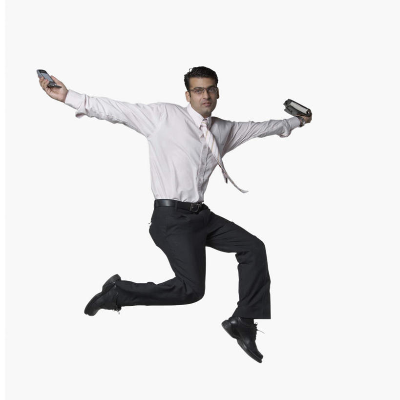 一个人,商务人士,商务男性,跳,伸展双臂,打电话,横图,室内,白天,白色背景,正面,衬衫,电话,手机,亚洲,仅一个男性,仅一个人,握,套装,眼镜,拿,拿着,注视,通讯设备,仅一个年轻男性,观察,看,握着,摄影,影棚,观看,戴着,察看,关注,商务装,近视眼镜,工薪阶层,交流,男人,男性,年轻男性,亚洲人,印度人,白领,上班族,敞开双臂,沟通,伸开双臂,跳跃,通话,展开双肩,张开手臂,张开双臂,彩图,全身,影棚拍摄,衬衣,拍摄