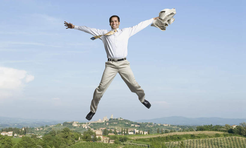 一个人,无人,商务人士,商务男性,家,跳,伸展双臂,笑,微笑,露齿笑,横图,室内,白天,正面,衬衫,数码,科技,植物,亚洲,仅一个男性,仅一个人,阴影,套装,网络,房屋,屋子,半空,高光,几何,计算机图形,合成,注视,楼房,住宅,树,树木,仅一个年轻男性,绿色,蓝天,天空,自然,村庄,天,观察,看,腾空,生长,成长,观看,电脑合成图,数码合成图,察看,合成图,关注,商务装,工薪阶层,写实,具体,具象,男人,男性,年轻男性,亚洲人,印度人,白领,上班族,敞开双臂,伸开双臂,跳跃,展开双肩,张开手臂,张开双臂,彩图,全身,衬衣,房子