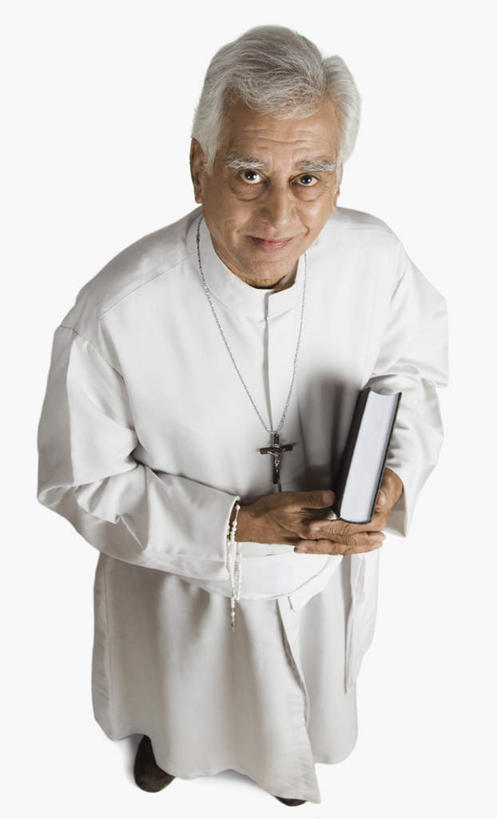 一个人,牧师,传教士,站,竖图,俯视,室内,白天,白色背景,民族服装,亚洲,仅一个男性,仅一个人,服装,长袍,十字架,拿,拿着,注视,挂件,衣服,观察,看,站着,仅一个老年男性,摄影,宗教,服饰,影棚,观看,察看,基督教,衣着,穿着,关注,经书,衣饰,老年男性,男人,男性,亚洲人,印度人,传道者,祭司,教士,神甫,神父,抬头,仰头,站立,彩图,高角度拍摄,全身,影棚拍摄,传统服装,民俗服,拍摄