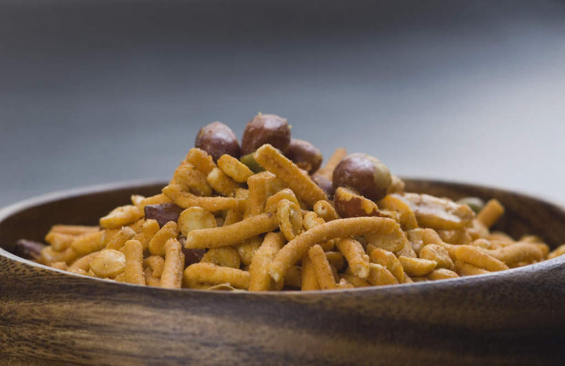 无人,横图,室内,特写,白天,正面,烹饪,植物,豆,花生,蔬菜,一堆,堆叠,堆积,灰色背景,新鲜,陶瓷,豆类,豆子,调味,香料,佐料,料理,食品,坚果,陶瓷制品,菜肴,美食,食物,一个,容器,碗,摄影,长生果,佳肴,有机食品,绿色食品,影棚,单个,储藏,堆,配料,储存,花生仁,豆科,作料,落花生,落生,印度菜,印度料理,花生米,花生豆,彩图,影棚拍摄,拍摄,贮存