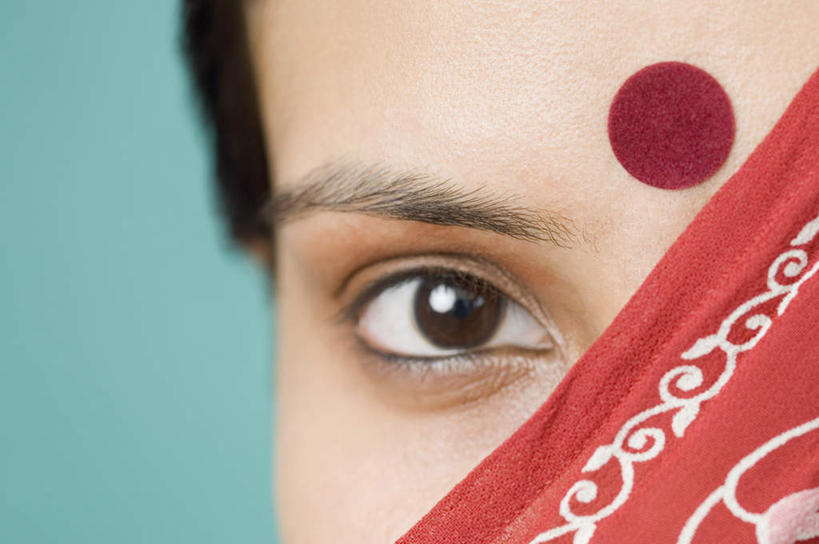 眼睛,眉毛,睫毛,痣,一个人,横图,室内,特写,白天,正面,民族服装,亚洲,瞳孔,仅一个年轻女性,仅一个女性,仅一个人,绿色背景,注视,观察,看,祈福,眼部,摄影,服饰,影棚,观看,飘逸,察看,庄重,关注,追求,纱丽,吉祥痣,朱砂痣,雅致,避邪,消灾,纱丽服,清婉,妍丽,迪勒格,年轻女性,女人,女性,亚洲人,印度人,睫,眉,眼,眼睫毛,眼眉,半身,彩图,影棚拍摄,传统服装,民俗服,拍摄,眼眉毛,奢华