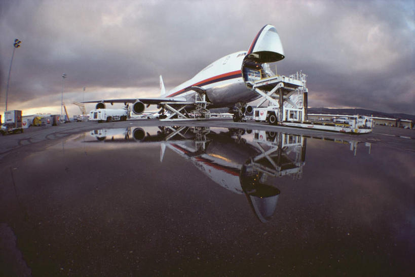 无人,横图,室外,白天,正面,度假,海浪,海洋,美景,日落,城市风光,城市,飞机,东京,日本,亚洲,景观,浪花,晚霞,霞光,落日,集装箱,娱乐,航空,货柜,海水,黄昏,箱子,交通工具,享受,休闲,景色,彩霞,放松,战争,运输,空军,战斗机,载具,海景,轰炸机,东亚,物流,军用机,军用战斗机,攻击机,本州,关东地方,本州岛,日本国,东京都,夕照,大海,风浪,海,海水的波动,近岸浪,涌浪,夕阳,彩图,斜阳