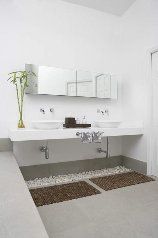 无人,家,竖图,室内,白天,正面,智慧,礁石,石头,别墅,家具,镜子,卫生间,洗手间,浴室,装修,建筑,花瓶,欧式,艺术,装饰,纺织物,石子,水槽,水龙头,房屋,屋子,公寓,豪华,文化,建设,现代,水斗,装潢,洋房,楼房,开关,住宅,玻璃制品,一个,插花,玻璃瓶,瓶子,毛巾,室内装潢,打开,清洁,单个,保暖,插花艺术,样板房,明亮,阀门,镜像,创造,舒适,家居装潢,开启,镜面,创作,房屋设计,地中海风格,古典风格,简约风格,想象,室内设计,宽敞,透气,防水,样板房装潢,水咀,储水,耐磨,吸水,设计,厕所,淋浴房,礁,石块,岩石,彩图,冲凉房,房子,沐浴间,沐浴室