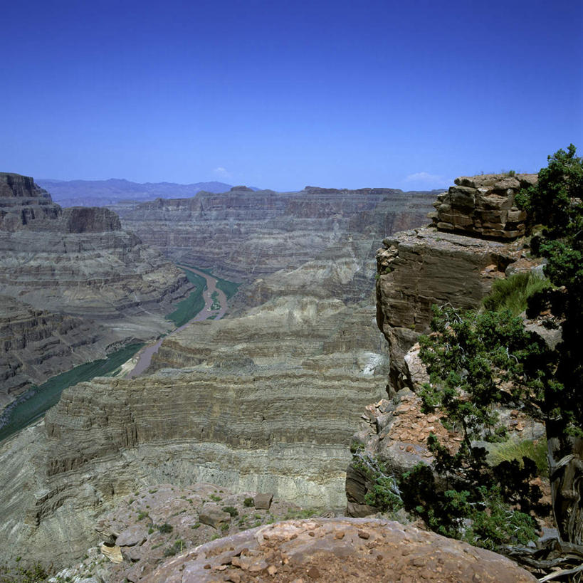 无人,公园,方图,俯视,室外,白天,旅游,度假,石头,美景,峡谷,植物,美国,阴影,光线,石子,影子,景观,山谷,娱乐,树,树木,蓝色,绿色,蓝天,天空,阳光,自然,天,享受,休闲,景色,放松,生长,晴朗,成长,北美,北美洲,国家公园,犹他州,岩层,自然风光,美洲,万里无云,峡谷地国家公园,北亚美利加洲,亚美利加洲,犹他,蜂窝之州,蜂房州,美国峡谷地国家公园,石块,岩石,晴空,晴空万里,彩图,高角度拍摄