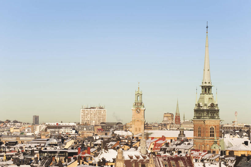 无人,家,横图,全景,室外,白天,正面,度假,美景,天际线,植物,城市风光,城市,瑞典,欧洲,阴影,时间,光线,时钟,影子,房屋,屋子,景观,公寓,钟楼,首都,计时,娱乐,洋房,楼房,住宅,树,树木,蓝色,绿色,蓝天,天空,阳光,自然,钟表,天,享受,休闲,表,景色,放松,生长,晴朗,成长,斯堪的纳维亚,北欧,斯德哥尔摩,斯堪的那维亚,斯堪的那维亚半岛,斯堪的纳维亚半岛,万里无云,首府,塔钟,瑞典王国,斯德哥尔摩省,钟,晴空,晴空万里,彩图,房子,老城,斯德哥尔摩老城