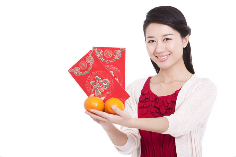 东方人,成年人,一个人,笑,微笑,露齿笑,横图,留白,白色背景,正面,毛衣,快乐,满意,兴奋,幸福,运气,礼物,北京,中国,春节,亚洲,仅一个年轻女性,仅一个女性,仅一个人,节日,拿着,休闲装,传统,刺激,休闲,乐趣,财富,摄影,红包,影棚,生活方式,享乐,中国文化,摄影棚,出示,东亚,年轻女性,女人,女性,亚洲人,中国人,年轻人,半身,彩图,影棚拍摄,欢乐,拍摄,给予,传统文化,传统节日