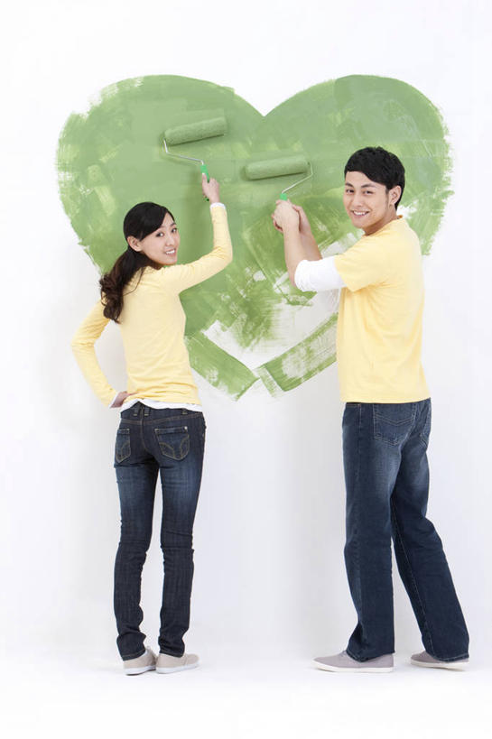 东方人,成年人,两个人,夫妻,家,站,笑,微笑,露齿笑,竖图,白色背景,爱情,快乐,幸福,纯洁,合作,团队,装修,北京,中国,亚洲,准备,并排,浪漫,休闲装,背面,绿色,社区,恩爱,可爱,童年,童趣,恋人,摄影,影棚,享乐,摄影棚,房地产,油漆工,童真,东亚,烂漫,无邪,滚刷,北京市,异性恋,开端,天真,男人,男性,年轻男性,年轻女性,女人,女性,亚洲人,中国人,年轻人,心型,夫妇,情侣,彩图,影棚拍摄,爱,拍摄,伴侣