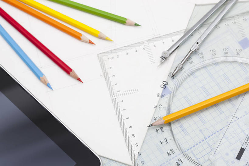 无人,设计师,办公室,横图,俯视,室内,特写,商务,集体,技术,静物,北京,中国,亚洲,准备,工作,测量,电器,工具,纸,办公用品,利益,设备,书桌,物品,铅笔,圆规,团体,创意,摄影,奋斗,生活方式,测量工具,量角器,三角板,愿望,组织,准确,工作室,努力,平板电脑,创新,东亚,计划书,新意,无线电技术,理想,技能,想法,美术工艺,设计,彩图,高角度拍摄,彩色铅笔,产品设计