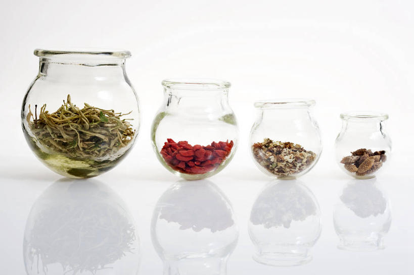 无人,横图,仰视,静物,北京,中国,亚洲,药,食品,草药,饮食,饮料,干花,汉字,摄影,有机食品,影棚,多样,枸杞,草本,中国文化,摄影棚,营养品,中医,东亚,健康食物,恢复,忍冬,彩图,低角度拍摄,影棚拍摄,拍摄,传统文化