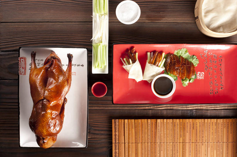 烤鸭,无人,横图,俯视,桌子,静物,北京,中国,亚洲,肉,美味,食品,传统,鸭肉,肉类,饮食,摄影,风格,膳食,中国文化,肉食,东亚,北京烤鸭,主菜,彩图,高角度拍摄,传统文化