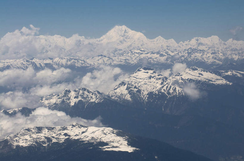 无人,横图,俯视,航拍,室外,白天,旅游,度假,美景,山,雪,雪山,大雪,不丹,亚洲,阴影,朦胧,模糊,光线,影子,冰,积雪,景观,山峰,雪景,冬季,冬天,山峦,娱乐,蓝色,蓝天,天空,阳光,自然,天,享受,休闲,景色,放松,寒冷,晴朗,冰冷,鸟瞰,自然风光,南亚,万里无云,严寒,冰凉,酷寒,凛冽,凛凛,极冷,不丹王国,晴空,晴空万里,彩图,高角度拍摄