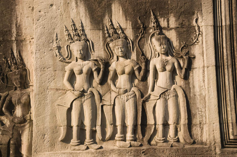 东方人,无人,三个人,站,横图,室外,白天,正面,旅游,度假,名胜古迹,标志建筑,地标,建筑,雕塑,吴哥窟,柬埔寨,亚洲,一排,阴影,遗迹,艺术,整齐,装饰,光线,雕刻,雕像,影子,黄种人,古迹,文物,娱乐,建设,古建筑,排列,阳光,工艺品,站着,享受,休闲,旅游胜地,放松,纪念,美术,队列,主题,陈列,古文明,吴哥寺,高棉,柬埔寨王国,功能,美学,吉蔑,男人,男性,年轻男性,亚洲人,站立,彩图,全身