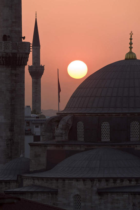 无人,寺庙,竖图,室外,白天,正面,旅游,度假,日落,土耳其,亚洲,阴影,节日,光线,影子,晚霞,霞光,落日,首都,燃烧,文化,娱乐,圆顶,蓝色,蓝天,天空,阳光,黄昏,香火,庙宇,天,祈祷,享受,休闲,健康,旅游胜地,彩霞,放松,许愿,宗教,信仰,晴朗,纪念,华丽,祈求,尖塔,伊斯兰教,西亚,伊斯坦布尔,万里无云,富丽,华美,夕照,平安,晴空,晴空万里,夕阳,彩图,庙,寺,土耳其共和国,斜阳