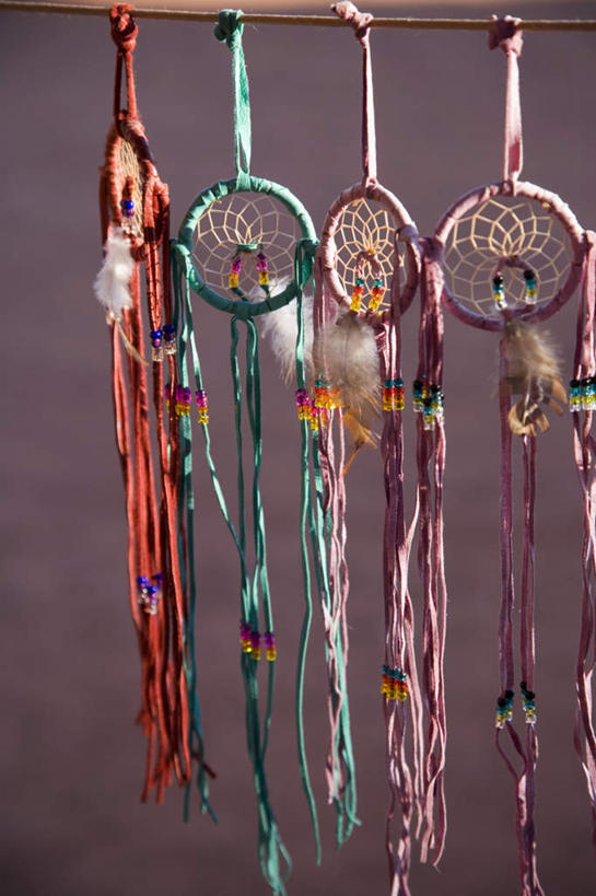 无人,竖图,室外,特写,白天,正面,旅游,度假,美景,沙漠,美国,一排,阴影,整齐,装饰,光线,编织物,挂饰,影子,景观,娱乐,排列,阳光,自然,绳子,四个,享受,休闲,景色,放松,绳索,华丽,修饰,点缀,亚利桑那,北美,北美洲,队列,自然风光,美洲,亚利桑那州,纪念碑山谷,纪念碑谷,纪念碑山谷公园,纪念谷,大峡谷之州,北亚美利加洲,亚美利加洲,衬托,美观,雅致,雅观,纪念碑谷纳瓦霍部落公园,大漠,砂漠,彩图