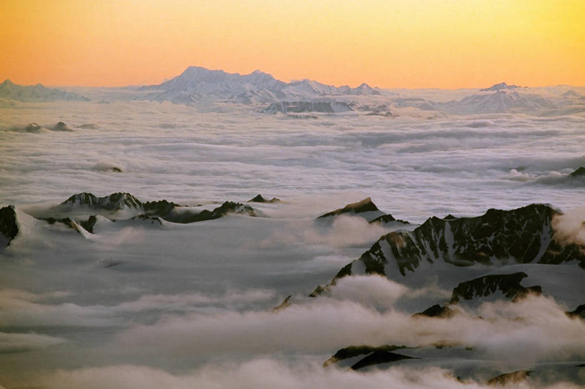 无人,横图,室外,旅游,度假,探险,美景,雪,全球变暖,美国,加拿大,冰,景观,云,冬天,娱乐,蓝色,白色,自然,黄昏,享受,休闲,景色,放松,寒冷,摄影,宁静,北美,气候,北美洲,恐怖,天堂,自然风光,外星人,美洲,冰河,挑战,阿拉斯加,阿拉斯加州,北亚美利加洲,亚美利加洲,最后的边疆,午夜阳光之地,育空地区,卑诗省,不列颠哥伦比亚,不列颠哥伦比亚省,冷凝,自然地理,冒险,岩石,爬山,彩图,卑斯省,高层云,美利坚合众国,圣埃利亚斯山脉,白日梦,阿拉斯加海湾