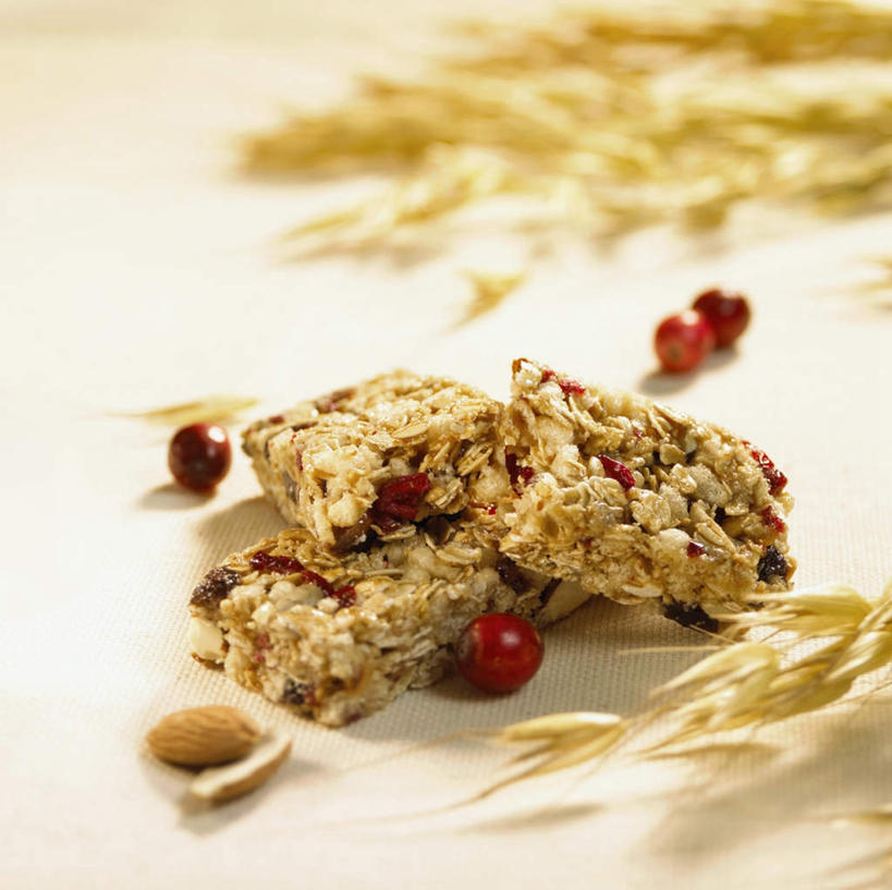 无人,横图,俯视,室内,特写,白天,白色背景,早餐,农作物,小麦,浆果,杏仁,阴影,光线,影子,灯笼果,谷物,食品,坚果,果实,美食,饮食,干果,保健,摄影,麦子,影棚,麦片,红醋栗,杏子,杏梅仁,杏核仁,木落子,苦杏仁,醋栗,彩图,高角度拍摄,影棚拍摄,拍摄