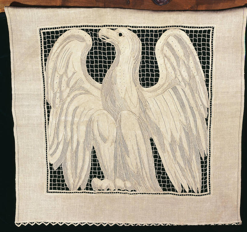 无人,横图,方图,特写,窗帘,鹰,黑色背景,白色,摄影,彩图,影棚拍摄