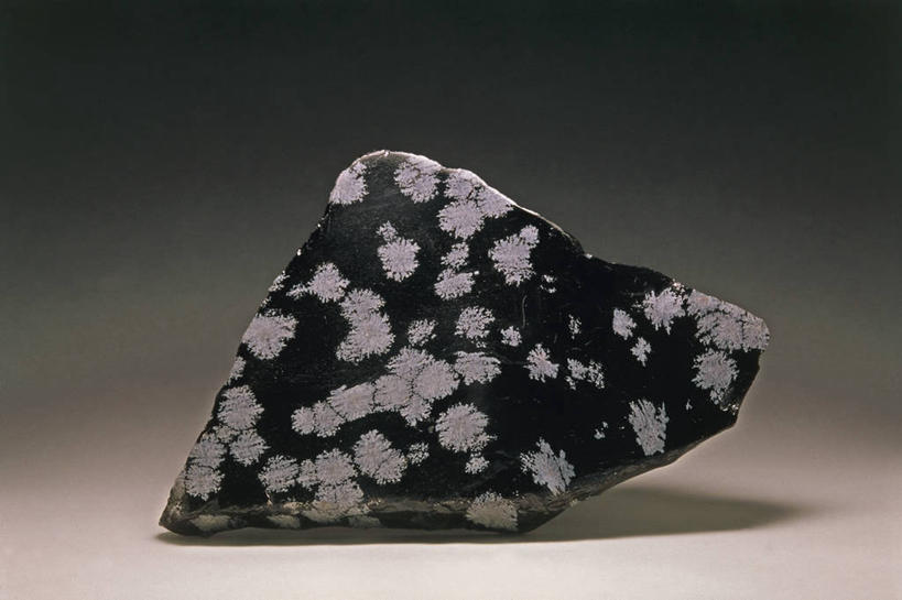 无人,横图,室内,特写,静物,粗糙,图像,一个,自然,摄影,单个,矿产,毛糙,矿物,主题,自然现象,构图,火成岩,地质学,矿物质,黑曜石,自然地理,岩石,彩图,影棚拍摄,时空,粗拙,状态,金属矿产