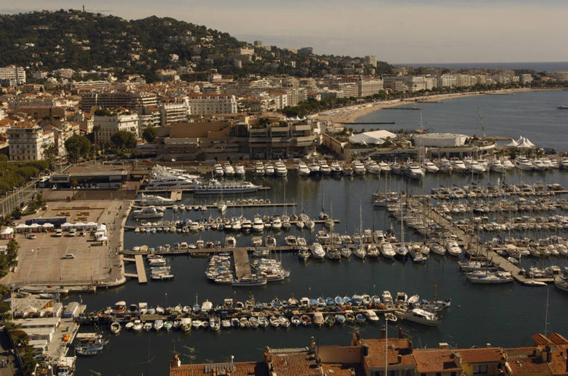 无人,横图,俯视,航拍,室外,白天,海洋,城市,建筑,船,法国,欧洲,戛纳,停靠,运输,摄影,停止,普罗旺斯,鸟瞰,地中海文化,停泊,暂停,停滞,滨海阿尔卑斯,彩图,高角度拍摄,旅行,海港