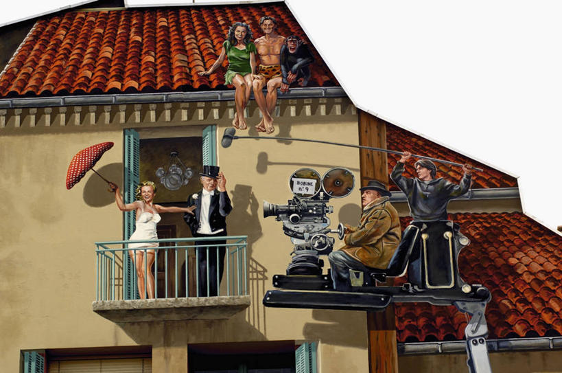 无人,栏杆,坐,横图,室外,白天,仰视,通讯,技术,阳台,建筑,法国,欧洲,戛纳,阴影,标志,符号,伞,屋顶,瓦,拿着,标识,壁画,摄影,麦克风,普罗旺斯,地中海文化,滨海阿尔卑斯,性别符号,彩图,低角度拍摄,男性符号,电视摄像机