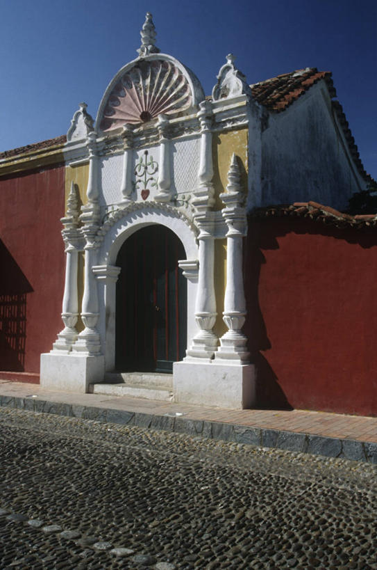 无人,竖图,室外,白天,门,建筑,街道,委内瑞拉,地标建筑,南美,摄影,法尔孔州,彩图,旅行