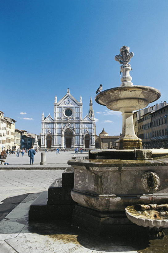 广场,竖图,室外,白天,旅游,度假,建筑,喷泉,意大利,佛罗伦萨,行人,游客,游人,城镇,古城,文艺复兴,历史,路人,旅客,地标建筑,摄影,南欧,古典风格,意大利文化,托斯卡纳区,过客,彩图,旅行