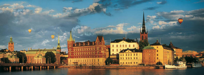 无人,家,教堂,横图,室外,白天,正面,旅游,度假,海浪,海洋,名胜古迹,植物,标志建筑,地标,建筑,瑞典,欧洲,阴影,节日,遗迹,飞行,光线,影子,房屋,屋子,浪花,云,云朵,公寓,交通,首都,云彩,古迹,文化,文物,娱乐,航空,建设,古建筑,洋房,楼房,住宅,树,树木,蓝色,绿色,白云,蓝天,天空,阳光,自然,海水,热气球,交通工具,天,祈祷,享受,休闲,健康,旅游胜地,放松,许愿,运输,宗教,信仰,生长,晴朗,成长,纪念,祈求,斯堪的纳维亚,载具,北欧,斯德哥尔摩,斯堪的那维亚,斯堪的那维亚半岛,斯堪的纳维亚半岛,海景,信念,古文明,首府,瑞典王国,斯德哥尔摩省,平安,大海,风浪,海,海水的波动,近岸浪,涌浪,晴空,彩图,房子,大教堂,礼拜堂,老城,斯德哥尔摩老城,骑士岛,骑士岛教堂