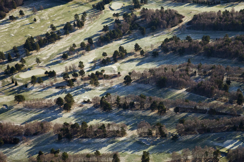 无人,横图,俯视,航拍,室外,白天,旅游,度假,草地,草坪,火山,美景,山,山脉,树林,植物,法国,欧洲,阴影,光线,影子,景观,山峰,山峦,娱乐,草,树,树木,绿色,阳光,自然,群山,享受,休闲,景色,放松,生长,成长,西欧,鸟瞰,法兰西,自然风光,法兰西共和国,法兰西第五共和国,奥弗涅,奥弗涅大区,活火山,彩图,高角度拍摄,奥尔西内,多姆山省