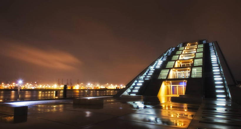 无人,码头,横图,室外,夜晚,长时间曝光,港口,建筑,德国,汉堡,摄影,照亮,德国文化,彩图,摆渡口,埠头,渡口,渡头,港湾,海港,货运码头,口岸,商港