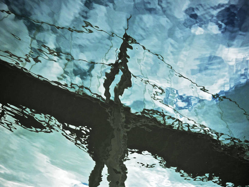 无人,横图,室外,白天,背景,水下,河流,美国,波纹,透明,反射,水面,桥,联系,干净,摄影,恐龙,俄勒冈州,波特兰,威拉米特河,彩图,全画面,全框架,全帧,全画幅