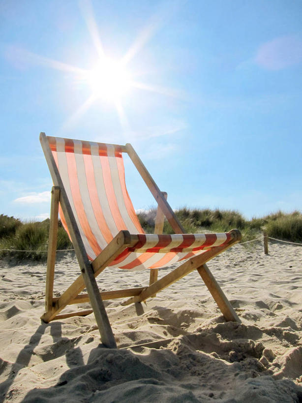 无人,竖图,室外,白天,镜头眩光,度假,日光,英国,阴影,条纹,沙子,放松,摄影,宁静,多塞特郡,万里无云,海滩,彩图