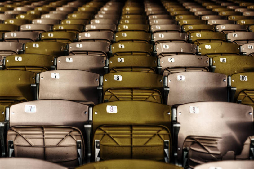 无人,横图,室内,白天,背景,仰视,重复,椅子,美国,一排,丰富,整齐,标签,数字,文字,褐色,排列,摄影,指导,亚利桑那,队列,会堂,彩图,低角度拍摄,全画面,全框架,全帧,全画幅